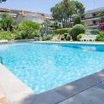 With Swimming Pool In Juan Les Pins * אנטיב