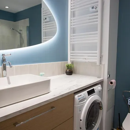 Apartman With Swimming Pool In Juan Les Pins *