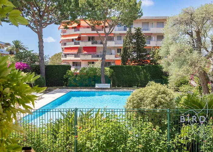 Lejlighed With Swimming Pool In Juan Les Pins
